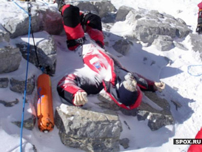 Over 200 Bodies on Mount Everest Used as Landmarks, Here Are A Few Of