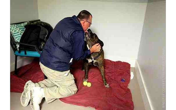 homeless man walks miles to see dog - 3