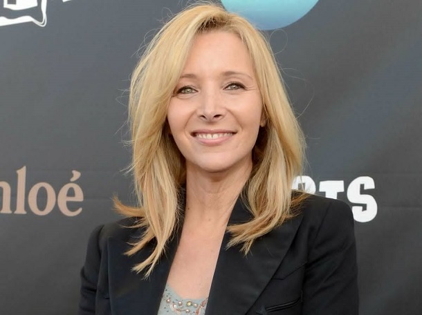 smart celebrities - lisa kudrow