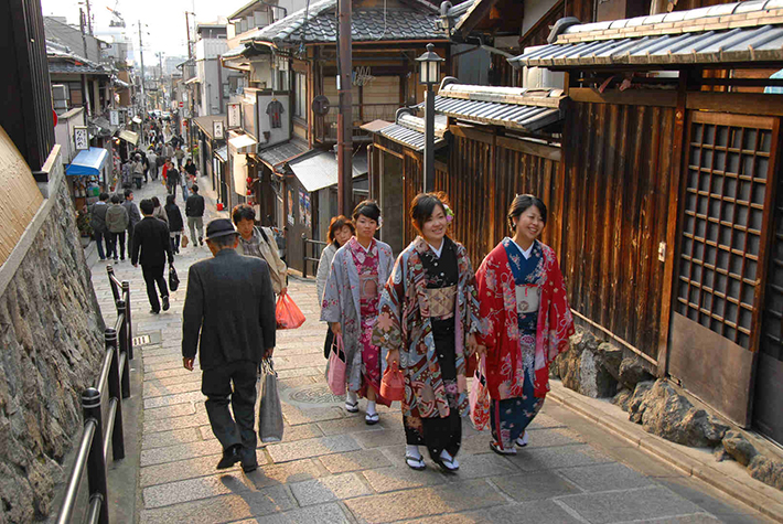 50 must-see cities - kyoto japan