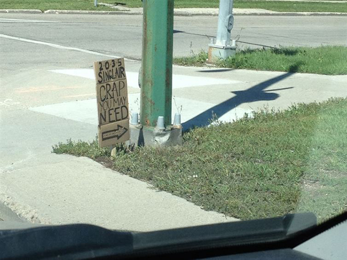 clever garage sale signs 3