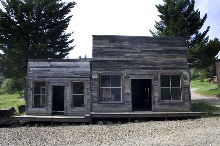 cabin - garnet montana 3
