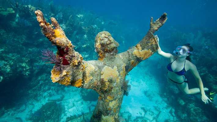 underwater sculpture 2