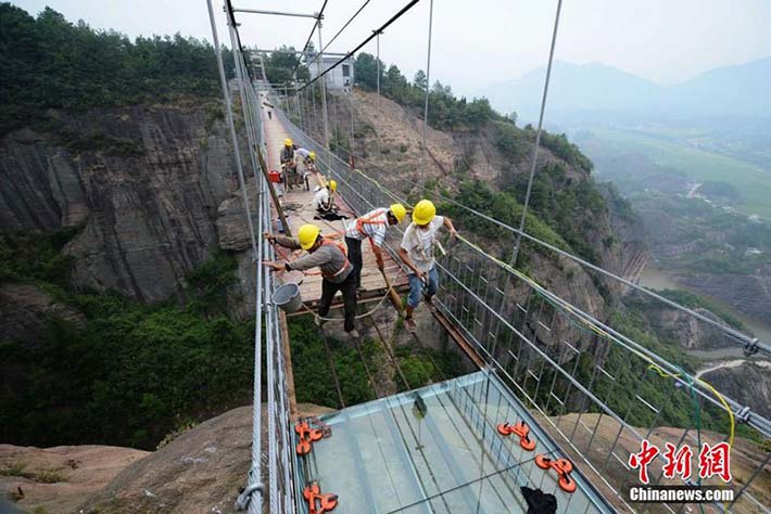 glass suspension bridge - china 6