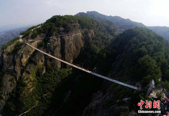 glass suspension bridge - china 8