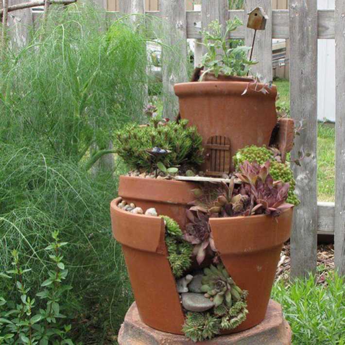broken pot mini garden 9