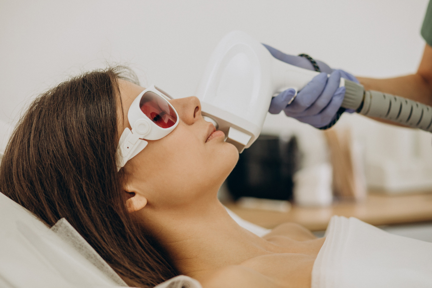 Aesthetic Laser for Skin Tightening