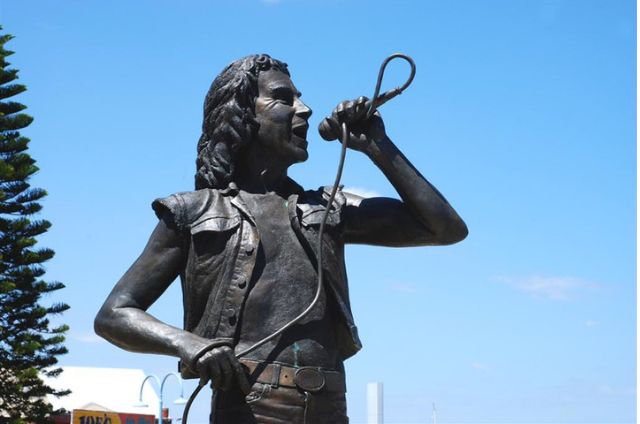 Bon Scott Statue